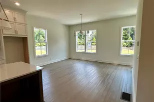 1917 Repose Dr, Chamblee, GA 30341 - Photo 15