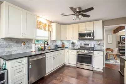 3725 Hunting Ridge Drive SW, Lilburn, GA 30047 - Photo 23