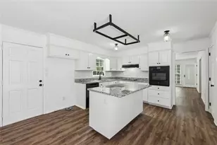 2725 Glendale Dr NE, Conyers, GA 30013 - Photo 19