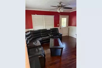 586 Commercial Avenue NW, Atlanta, GA 30318 - Photo 7