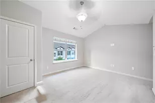 215 Semel Dr, Atlanta, GA 30309 - Photo 15