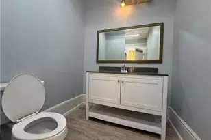 128 Lamar St, Macon, GA 31204 - Photo 1