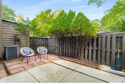 701 Cedar Chase Circle NE, Atlanta, GA 30324 - Photo 21