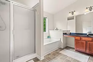 4906 Berkeley Oak Cir, Peachtree Corners, GA 30092 - Photo 11