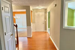 1331 Log Cabin Ln, Lawrenceville, GA 30045 - Photo 11