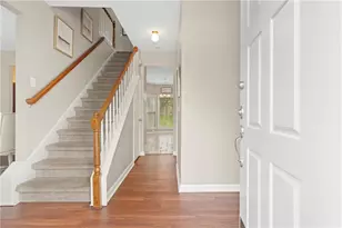 374 Oak Springs Dr, Lawrenceville, GA 30043 - Photo 3