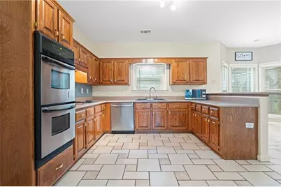 374 Oak Springs Drive, Lawrenceville, GA 30043 - Photo 7