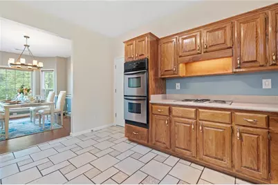 374 Oak Springs Drive, Lawrenceville, GA 30043 - Photo 9