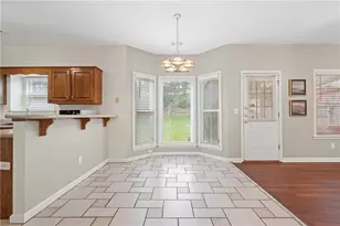 374 Oak Springs Dr, Lawrenceville, GA 30043 - Photo 11