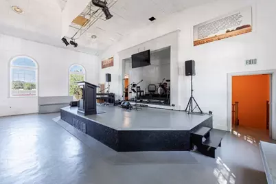 3593 Clairmont Road, Brookhaven, GA 30319 - Photo 9