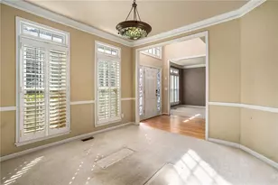 1001 Deer Hollow Dr, Woodstock, GA 30189 - Photo 7