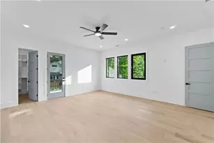 2701 Collins Hill Rd, Lawrenceville, GA 30043 - Photo 31