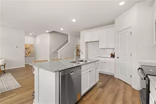 411 Sunflower Street Dr, Conyers, GA 30094 - Photo 11