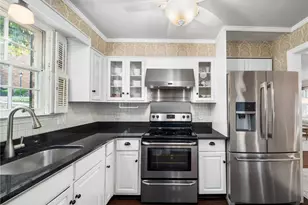 3050 Margaret Mitchell Dr, Atlanta, GA 30327 - Photo 13