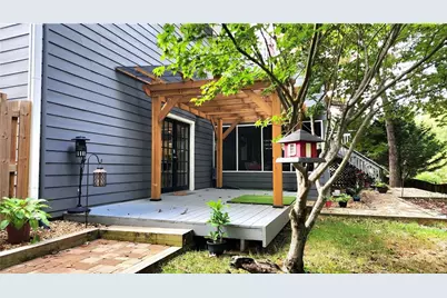 6368 Aarons Way, Flowery Branch, GA 30542 - Photo 11