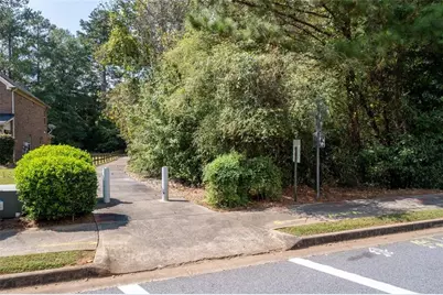 2748 Village Park Drive E, Ellenwood, GA 30294 - Photo 45