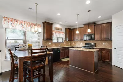 2748 Village Park Drive E, Ellenwood, GA 30294 - Photo 7