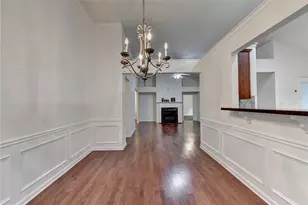 898 Harvest Brook Dr, Lawrenceville, GA 30043 - Photo 17