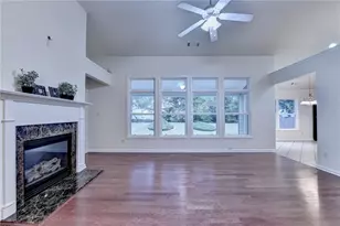 898 Harvest Brook Dr, Lawrenceville, GA 30043 - Photo 7