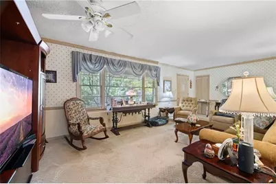 589 Creek View Drive, Lawrenceville, GA 30044 - Photo 5