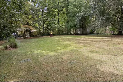 589 Creek View Drive, Lawrenceville, GA 30044 - Photo 15