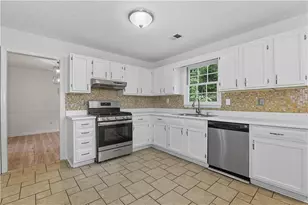 1833 Hickory Creek Ct NW, Acworth, GA 30102 - Photo 9