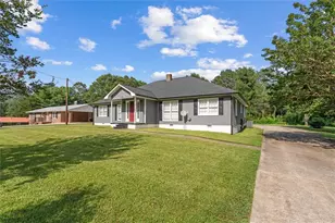 213 Poplar St, Bowdon, GA 30108 - Photo 5