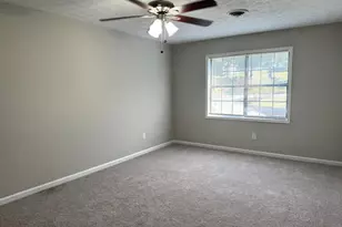 169 Holly Ct, Loganville, GA 30052 - Photo 7