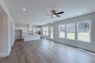 684 Crest Line Trl, Powder Springs, GA 30127 - Photo 3