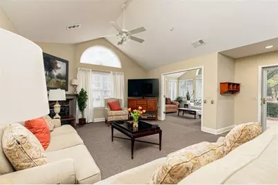 927 Burnt Hickory Circle NW #10, Marietta, GA 30064 - Photo 9