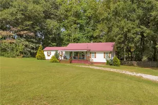 2695 Brays Lake Rd, Royston, GA 30662 - Photo 7