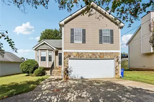 4031 Robin Cir, Atlanta, GA 30349 - Photo 1