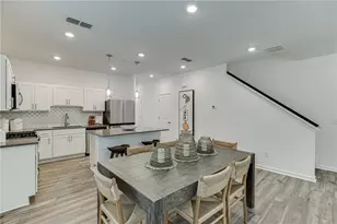 6102 Vaughnmere Wy, Douglasville, GA 30135 - Photo 9