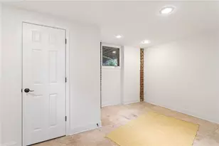 557 E Wesley Rd, Atlanta, GA 30305 - Photo 25