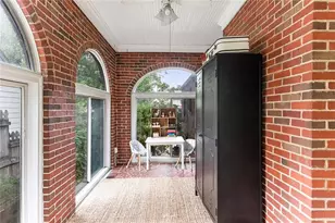 557 E Wesley Rd, Atlanta, GA 30305 - Photo 19