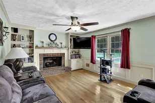 3728 Kelin Ct SW, Lilburn, GA 30047 - Photo 5