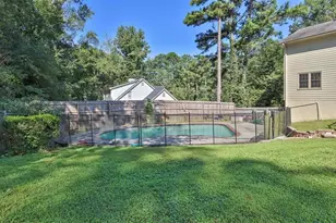 3728 Kelin Ct SW, Lilburn, GA 30047 - Photo 33
