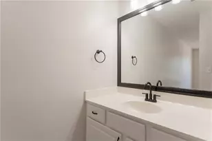 2346 Hampton Park Dr, Buford, GA 30519 - Photo 17