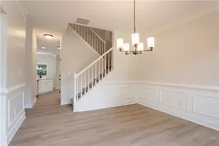 2346 Hampton Park Dr, Buford, GA 30519 - Photo 3