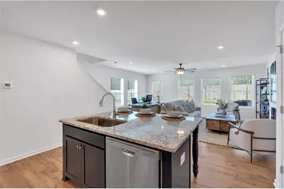 107 Village Green Drive, Adairsville, GA 30103 - Photo 9