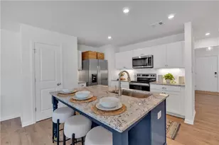 109 Village Green Dr, Adairsville, GA 30103 - Photo 7