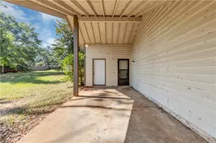 22 Barberry Dr, Newnan, GA 30265 - Photo 5