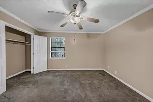 22 Barberry Dr, Newnan, GA 30265 - Photo 19