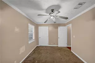 22 Barberry Dr, Newnan, GA 30265 - Photo 15