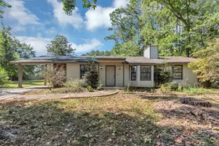 22 Barberry Dr, Newnan, GA 30265 - Photo 3