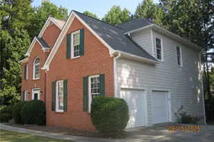 1105 Wake Robin Cir SW, Lilburn, GA 30047 - Photo 5