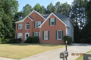 1105 Wake Robin Cir SW, Lilburn, GA 30047 - Photo 3