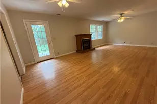 201 Oakmont Dr, Jasper, GA 30143 - Photo 3