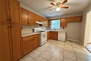 201 Oakmont Dr, Jasper, GA 30143 - Photo 5