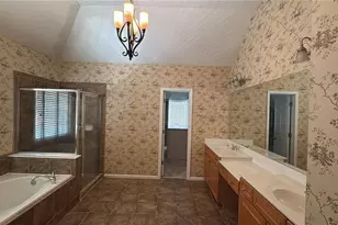 1880 Willshire Glen Dr, Alpharetta, GA 30009 - Photo 15